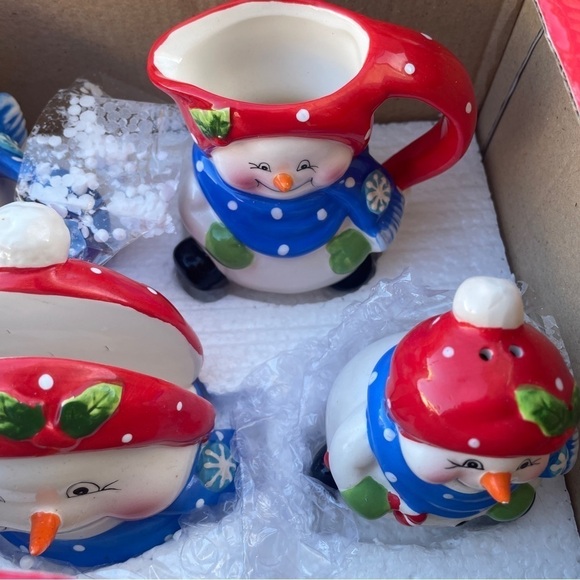 Christmas kitchen porcelain serving ware 3 different kinds in boxes - Picture 9 of 14